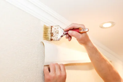 Pose de papier peint à Jugy — revêtements muraux et toiles de verre